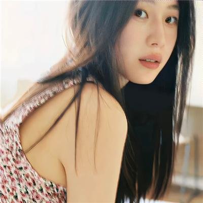 春色满梨园
